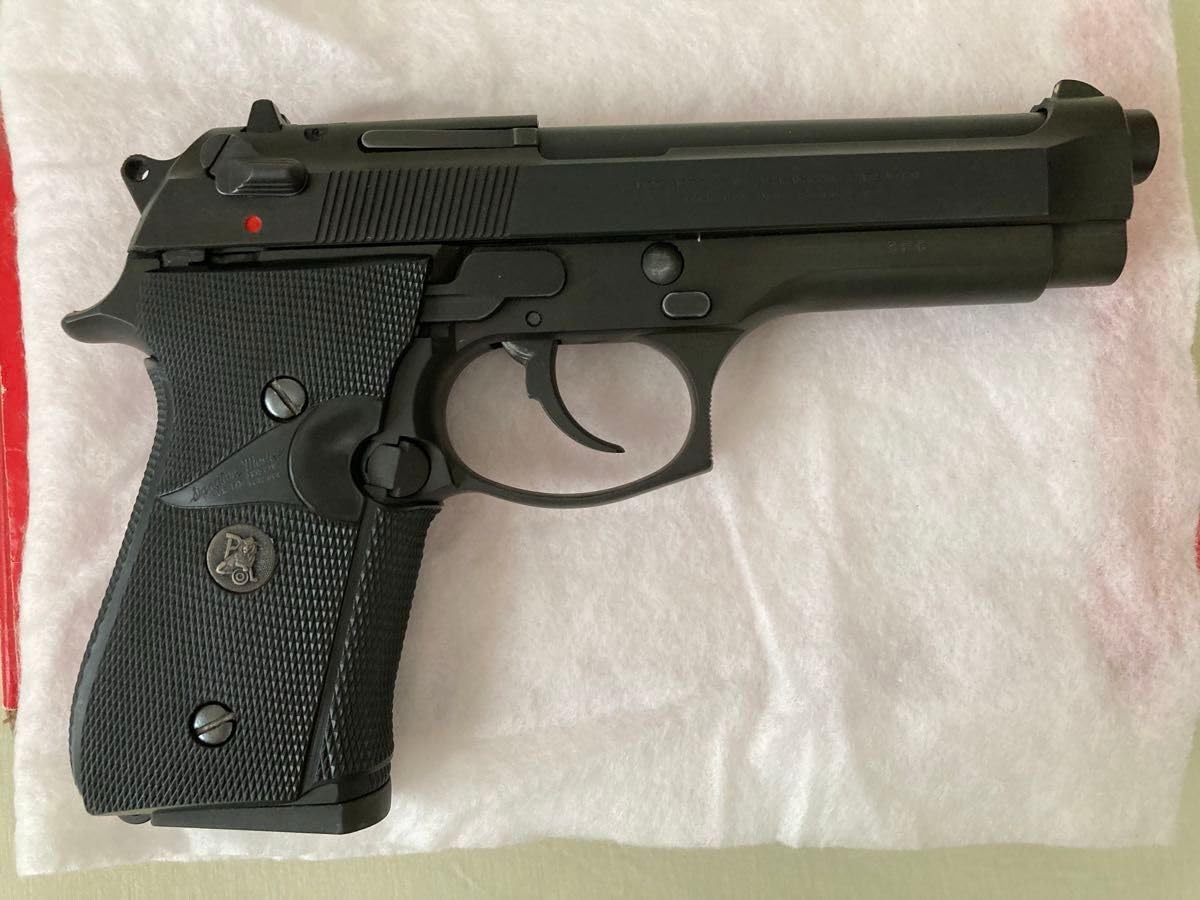 クライムハンター 廃盤旧刻印　ベレッタM92FS モデルガン ジョーカー仕様 クライムハンター 廃盤旧刻印 ベレッタM92FS モデルガン